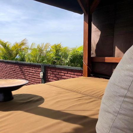The Hidden Escapes Bingin- Sunset Rooftop Wood House With Ocean View & Private Kitchen 울루와뚜 외부 사진