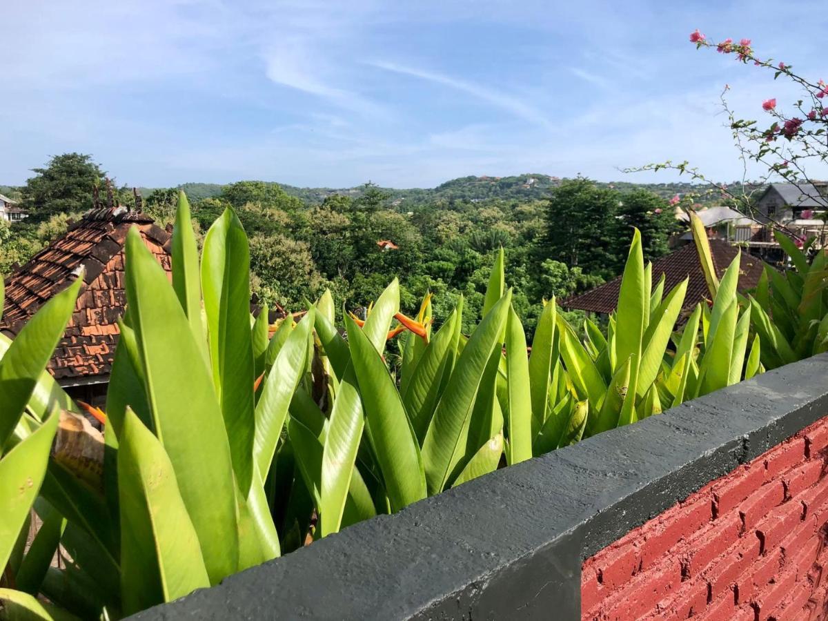 The Hidden Escapes Bingin- Sunset Rooftop Wood House With Ocean View & Private Kitchen 울루와뚜 외부 사진