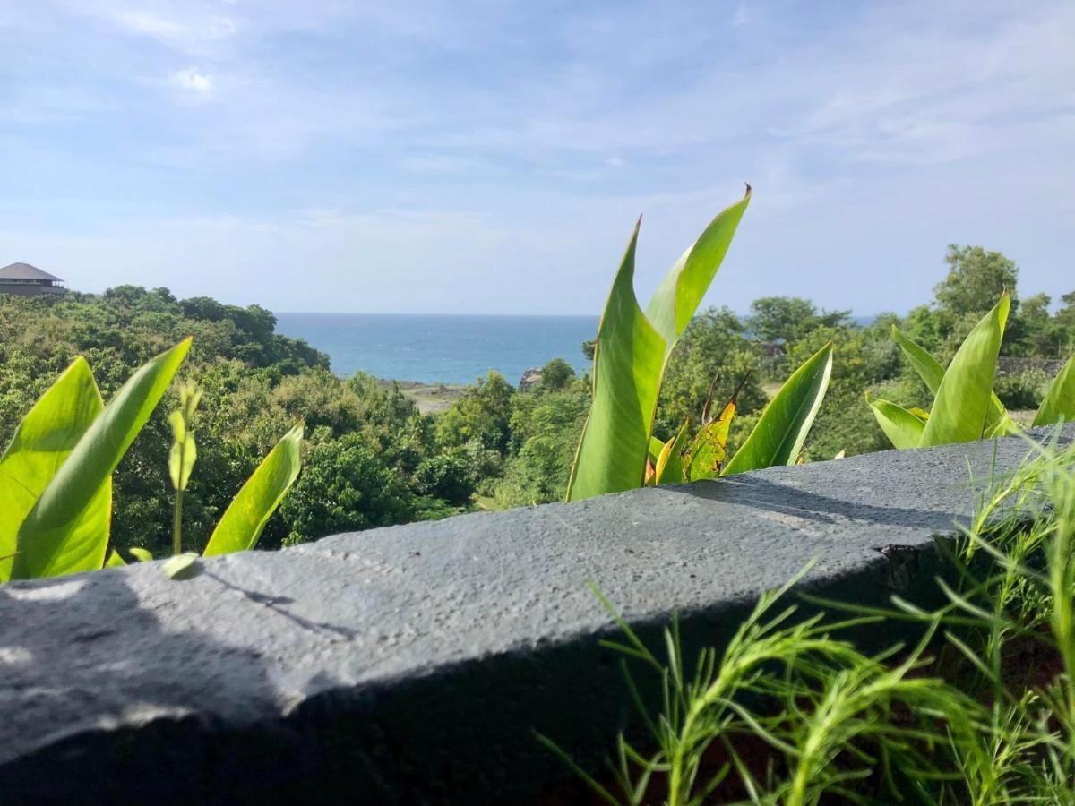 The Hidden Escapes Bingin- Sunset Rooftop Wood House With Ocean View & Private Kitchen 울루와뚜 외부 사진